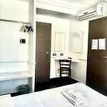 Hostel Palace *