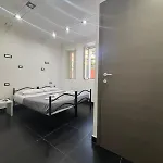 Palace Hostel *