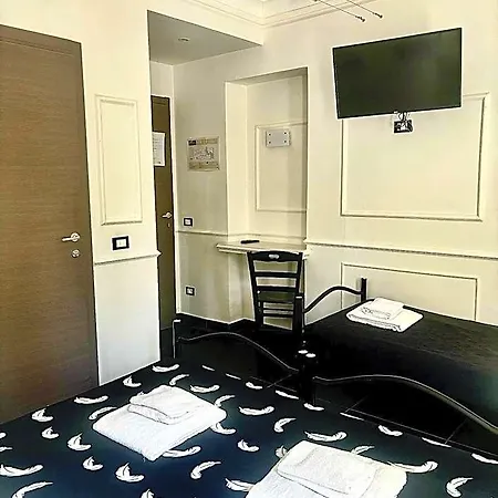 بيت شباب Palace روما