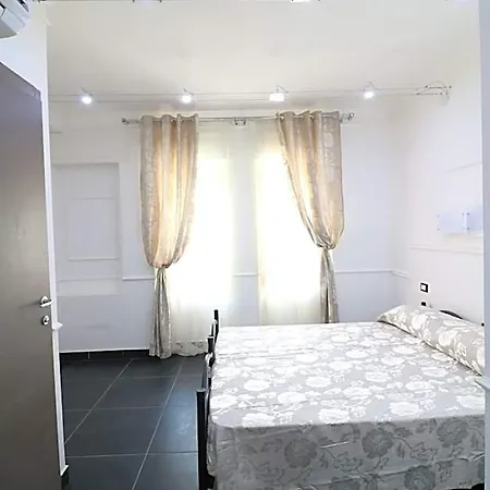 Hostel Palace Rome