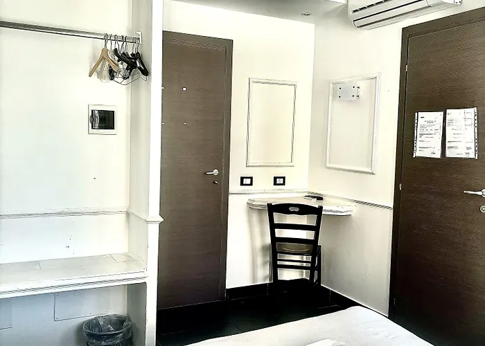 Palace Hostel Rome